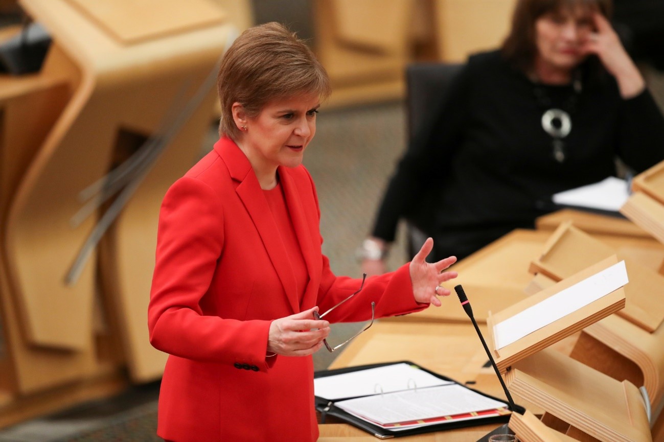 Primeira-ministra da Escócia pretende realizar um referendo para a independência do país