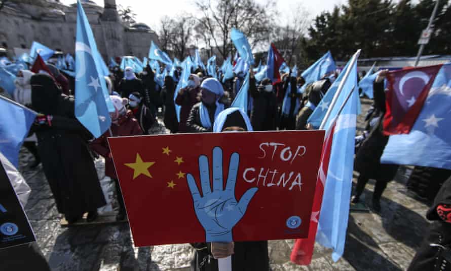 ONU em negociações com a China: em causa o tratamento da minoria Uigur