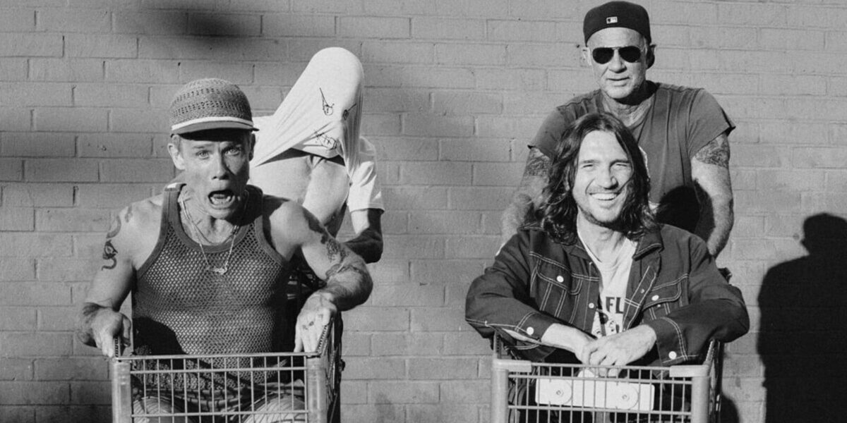 Red Hot Chili Peppers: um regresso ao passado pela mão de Frusciante