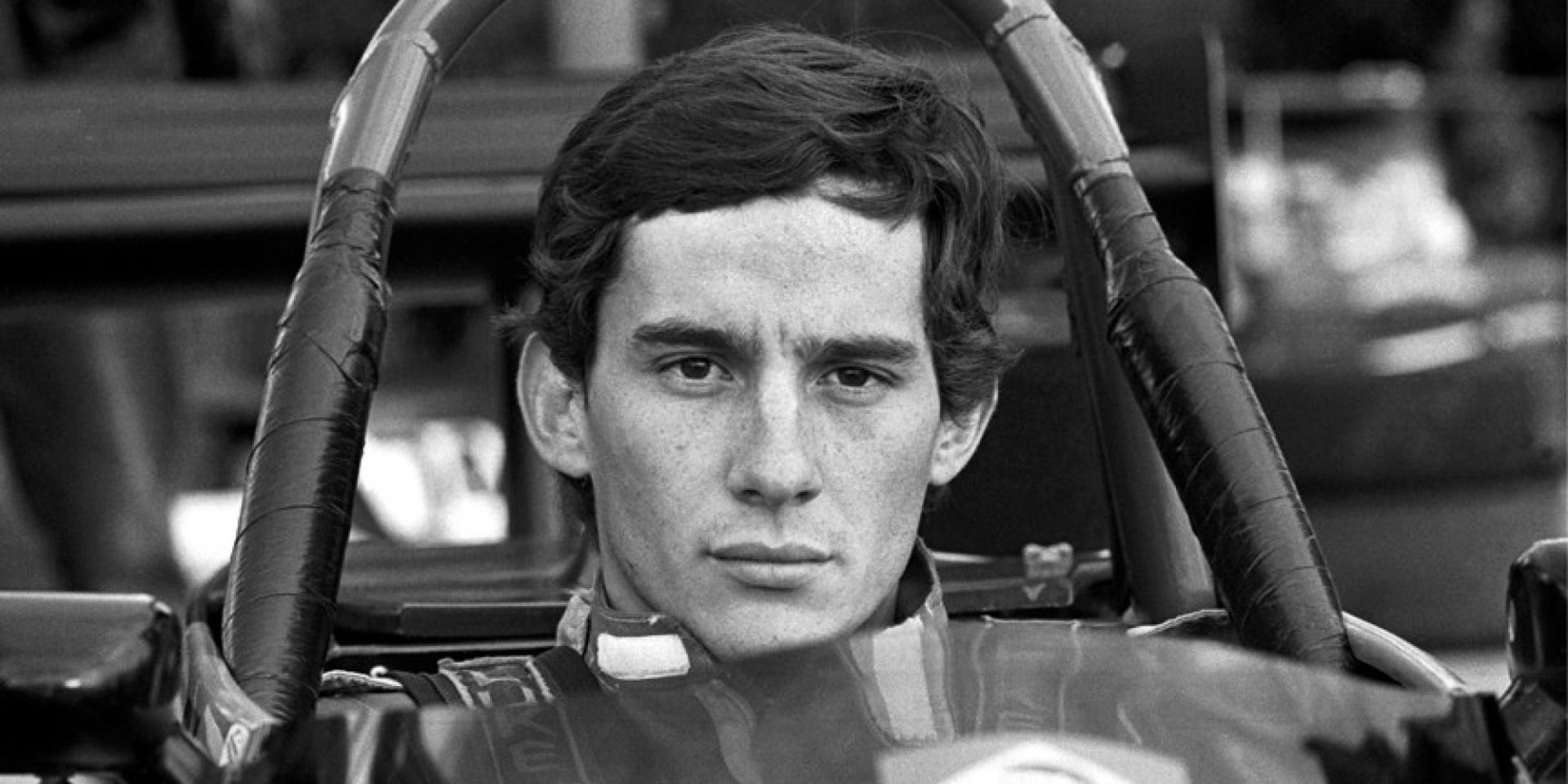 Ayrton Senna, «Um Herói»