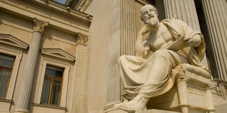 Filosofia no ensino secundário: necessário ou dispensável?